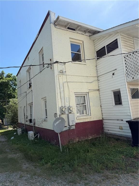 Quadruplex at 202 W Holt Street, Burlington NC 27217, Burlington, photo 55 of 58