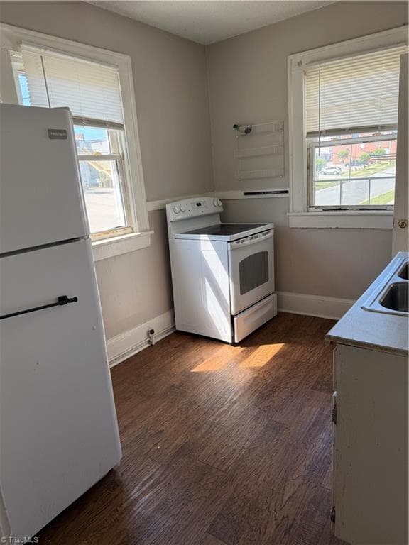 Quadruplex at 202 W Holt Street, Burlington NC 27217, Burlington, photo 15 of 58