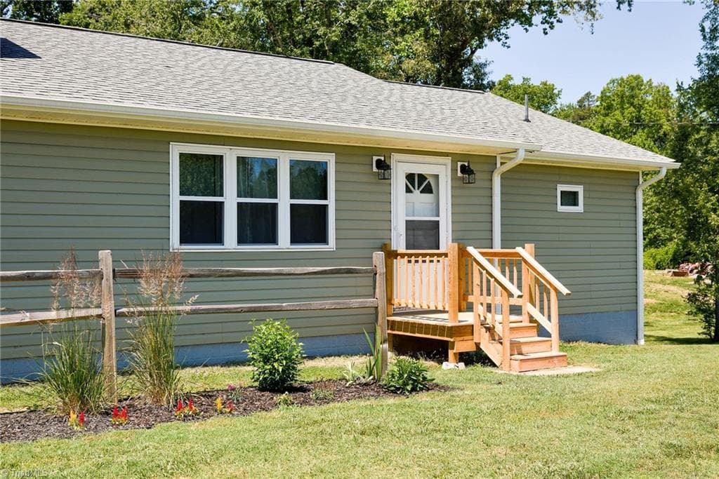 Stick/Site Built at 1625 US Highway 601, Yadkinville NC 27055, photo 20 of 36