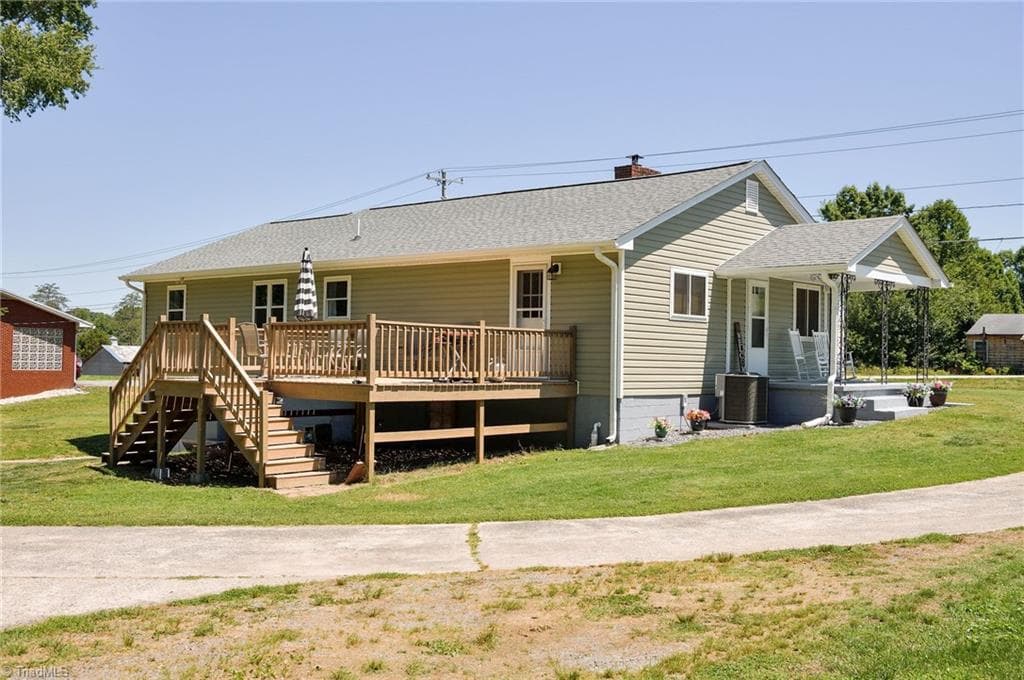 Stick/Site Built at 1625 US Highway 601, Yadkinville NC 27055, photo 24 of 36