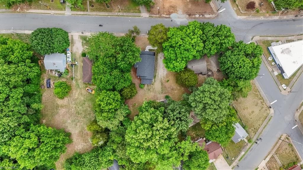 Stick/Site Built at 1752 Argonne Boulevard, Winston-Salem NC 27107, Winston-Salem, photo 27 of 29
