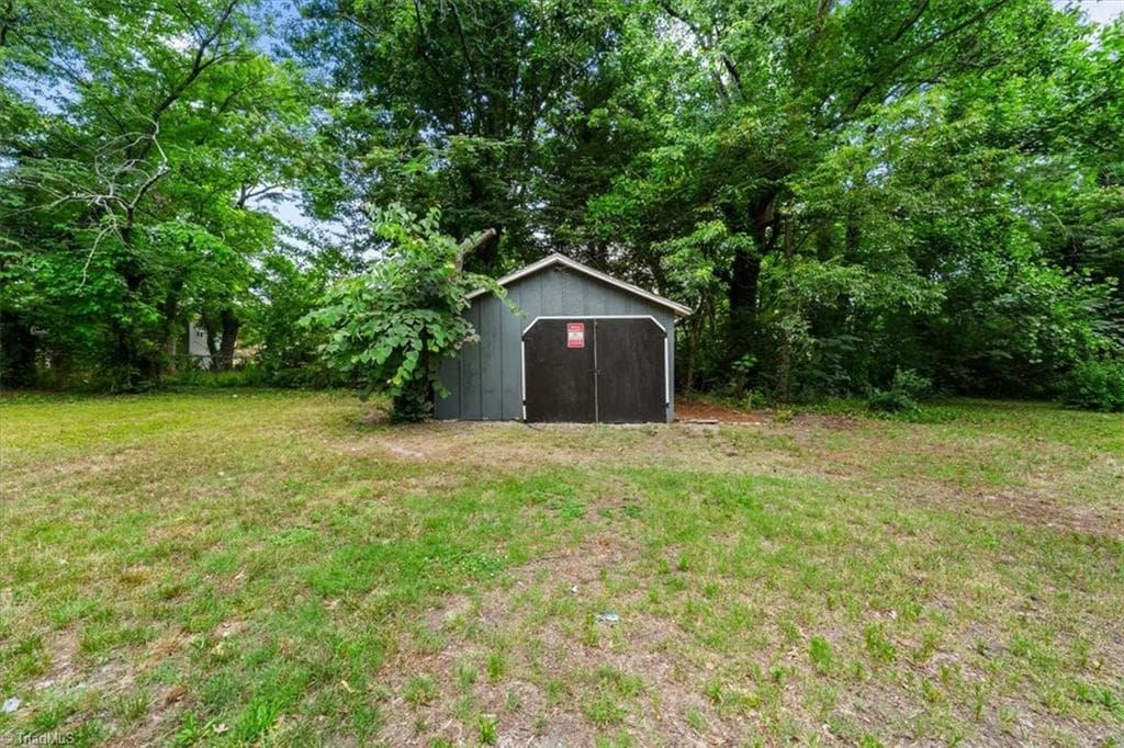 Stick/Site Built at 1752 Argonne Boulevard, Winston-Salem NC 27107, Winston-Salem, photo 24 of 29