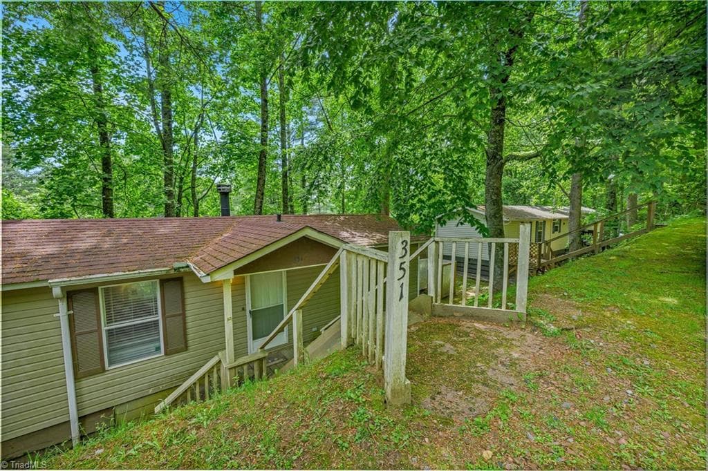Manufactured Home at 351 Laurelwood Lane, Boone NC 28607, photo 28 of 35