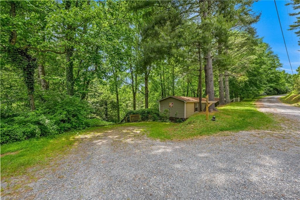 Manufactured Home at 351 Laurelwood Lane, Boone NC 28607, photo 34 of 35