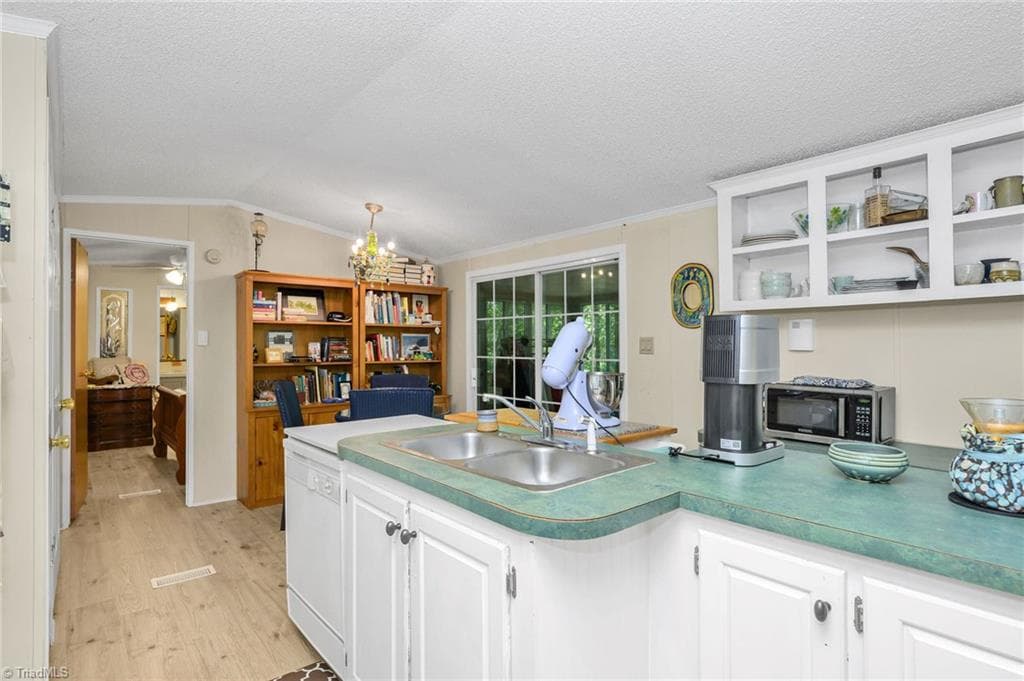 Manufactured Home at 351 Laurelwood Lane, Boone NC 28607, photo 15 of 35