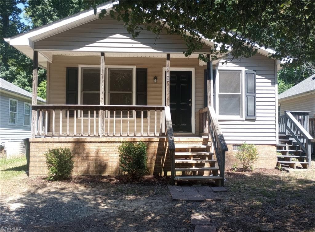 302 Aunt Mary Avenue, Greensboro NC 27405