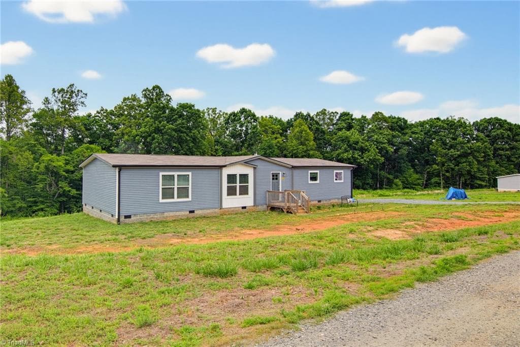 Manufactured Home at 171 Free Bird Lane, Madison NC 27025, Madison, photo 5 of 58