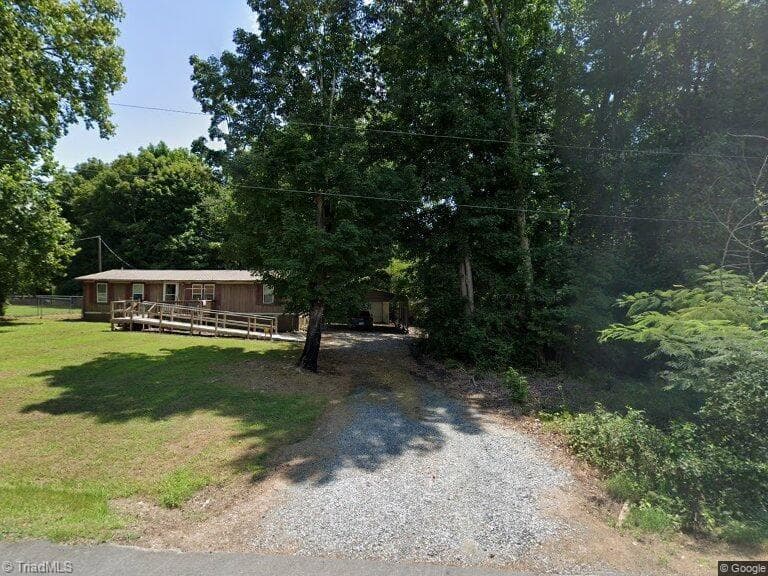 4722 Calhoun Drive, Liberty NC 27298