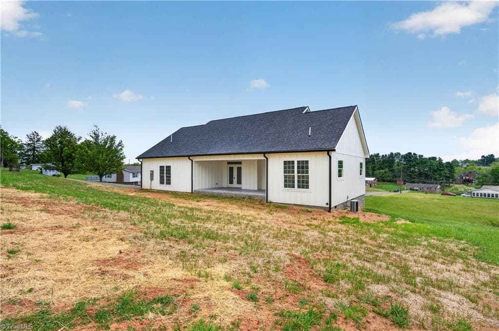 Stick/Site Built at 99 Moore Lane, Galax VA 24333, Galax, photo 5 of 50