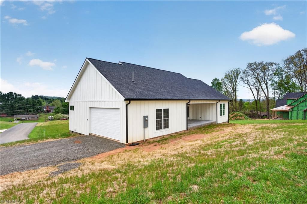 Stick/Site Built at 99 Moore Lane, Galax VA 24333, Galax, photo 4 of 50