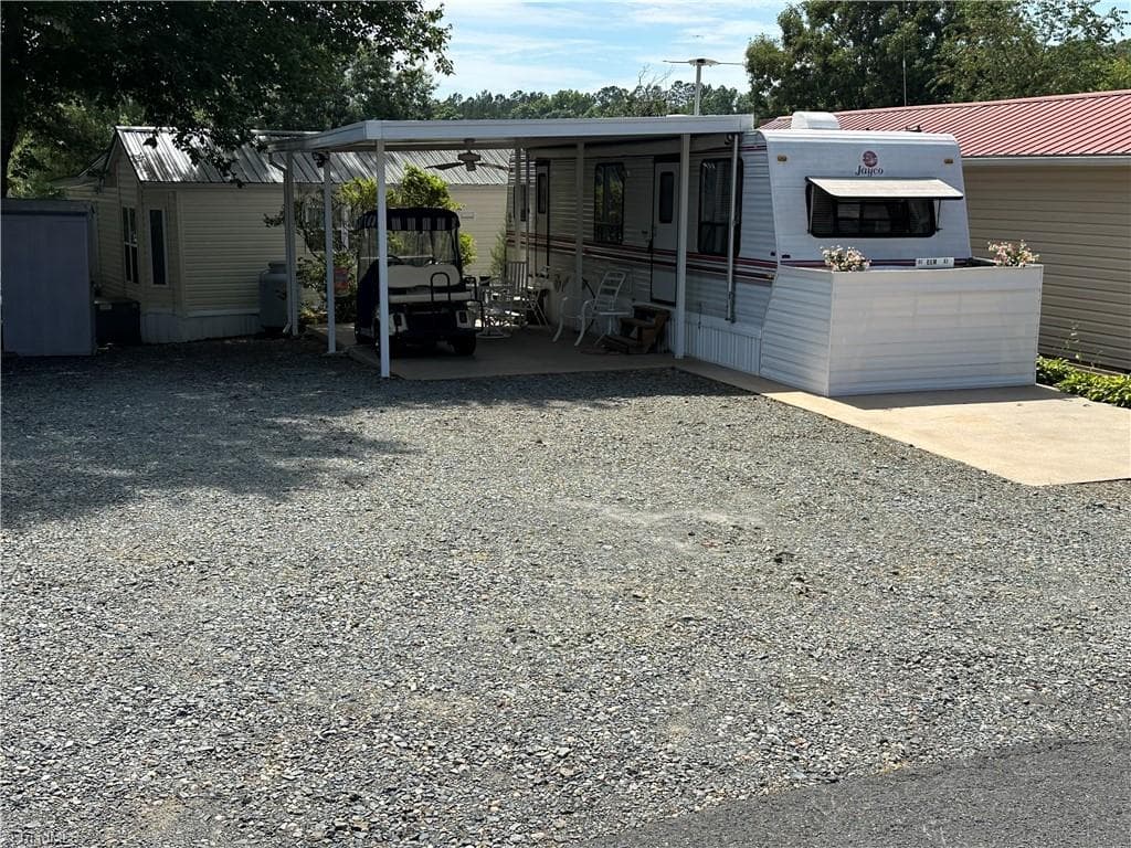 Manufactured Home at 117 Elm Street, New London NC 28127, New London, photo 27 of 48