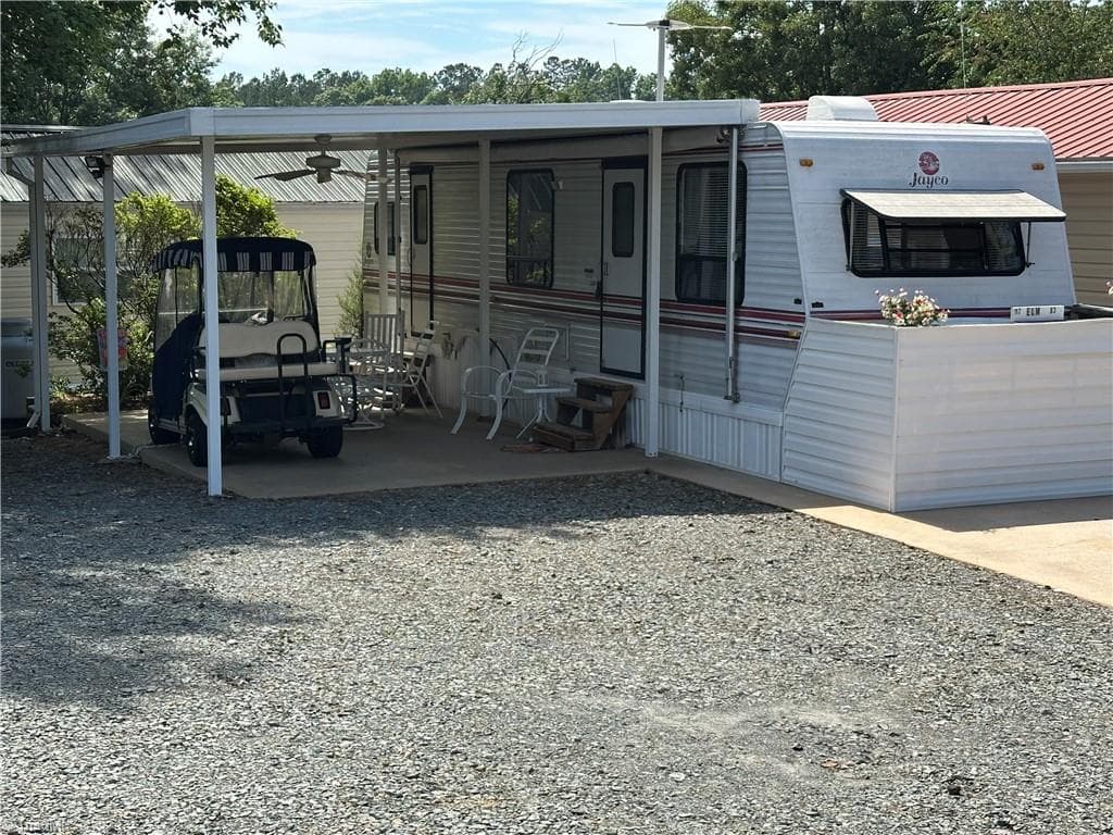 Manufactured Home at 117 Elm Street, New London NC 28127, New London, photo 28 of 48