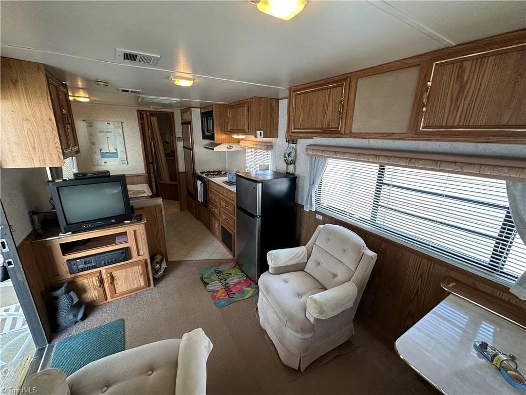 Manufactured Home at 117 Elm Street, New London NC 28127, New London, photo 9 of 48