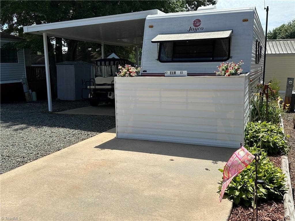 Manufactured Home at 117 Elm Street, New London NC 28127, New London, photo 25 of 48