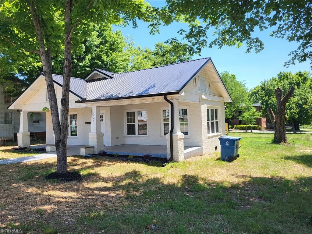 Stick/Site Built at 121 W Elm Street, Yadkinville NC 27055, photo 7 of 50