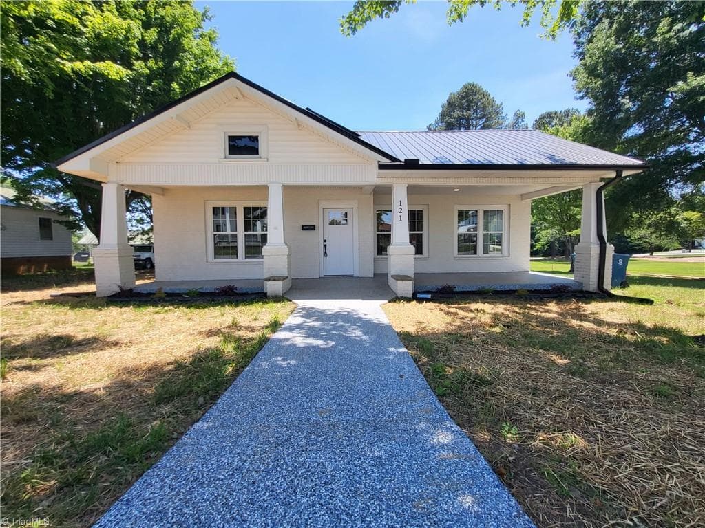 Stick/Site Built at 121 W Elm Street, Yadkinville NC 27055, photo 3 of 50