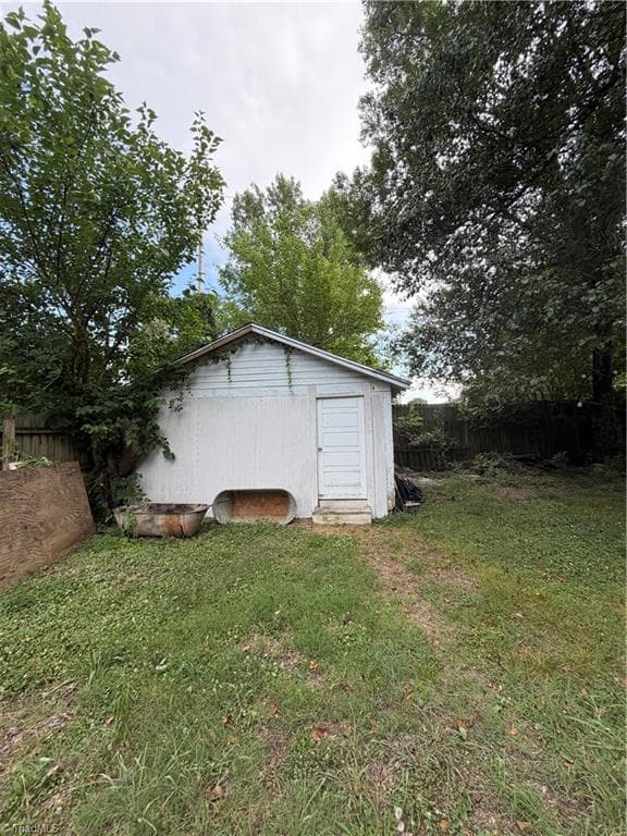 Stick/Site Built at 427 W Lexington Avenue, High Point NC 27262, photo 7 of 7