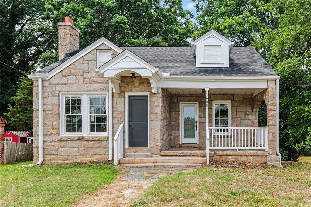 608 Roach Street, Reidsville NC 27320