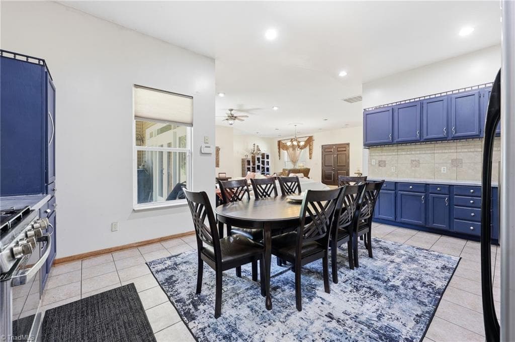 Stick/Site Built at 1803 Wilton Gate Drive, Charlotte NC 28262, photo 11 of 27