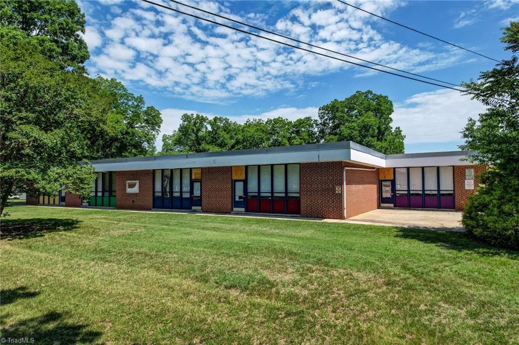 Remarks at 200 Lawsonville Avenue, Reidsville NC 27320, Reidsville, photo 15 of 86