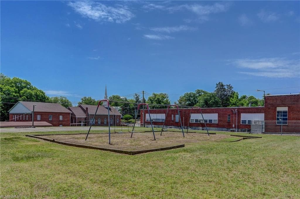 Remarks at 212 Lawsonville Avenue, Reidsville NC 27320, photo 26 of 30