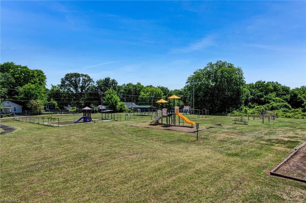 Remarks at 212 Lawsonville Avenue, Reidsville NC 27320, photo 22 of 30