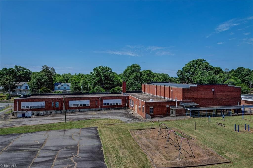 Remarks at 212 Lawsonville Avenue, Reidsville NC 27320, photo 28 of 30