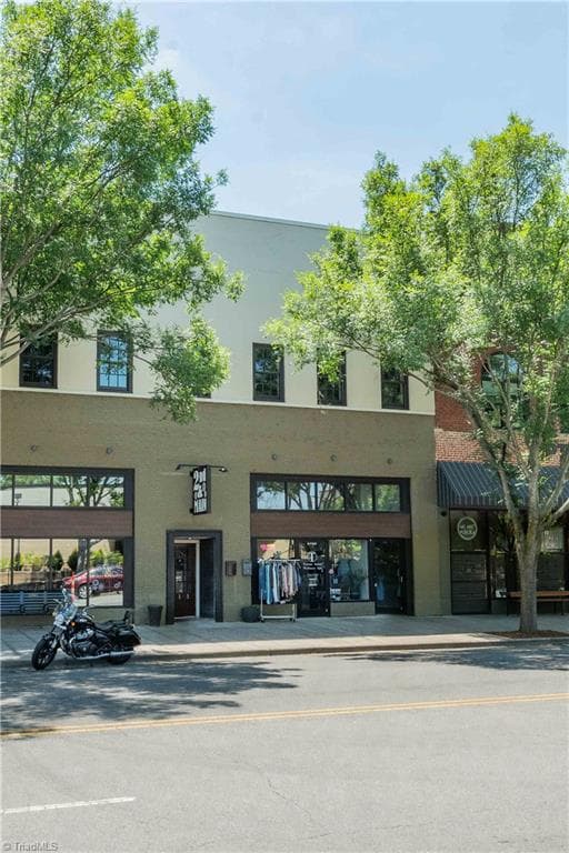Stick/Site Built at 119 N Main Street, Lexington NC 27292, Lexington, photo 2 of 19