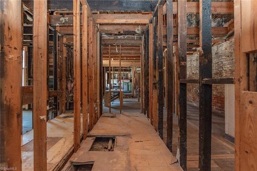 Stick/Site Built at 119 N Main Street, Lexington NC 27292, Lexington, photo 17 of 19