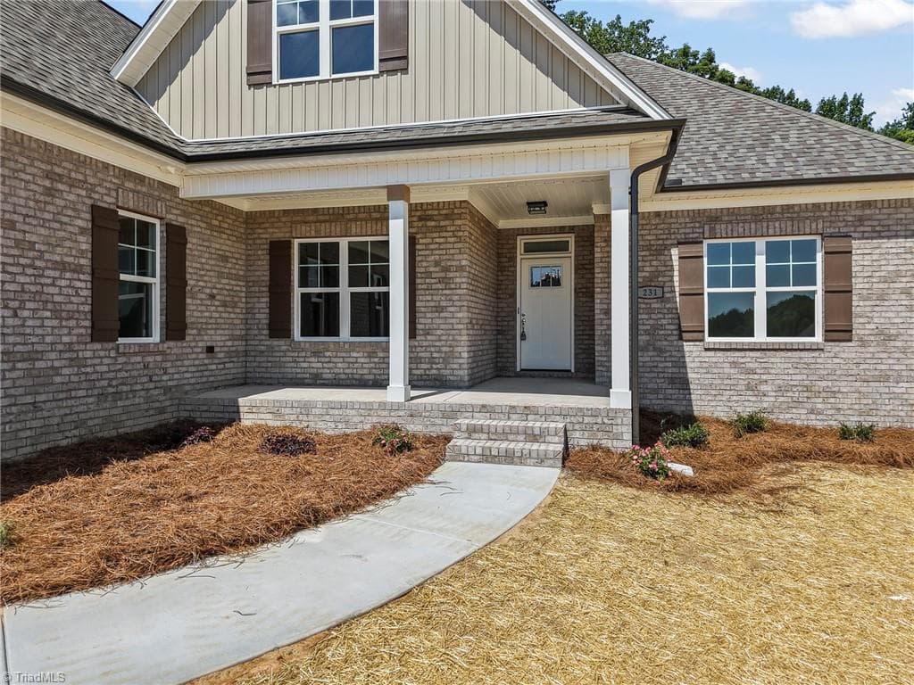 Stick/Site Built at 231 Cool Run, Lexington NC 27295, Lexington, photo 3 of 36