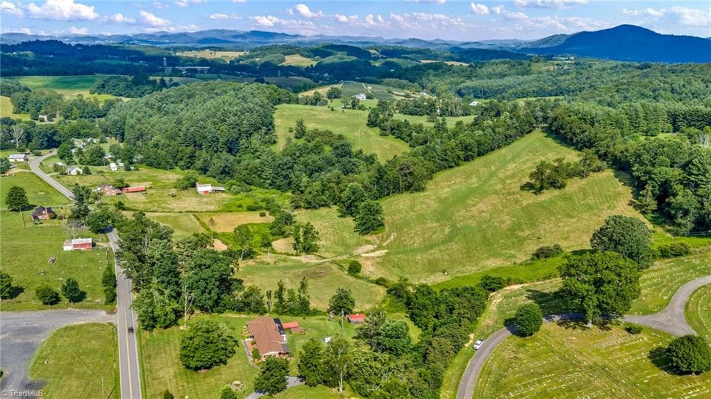 Unimproved Land at 3630 US Highway 221 N, Jefferson NC 28640, photo 18 of 29