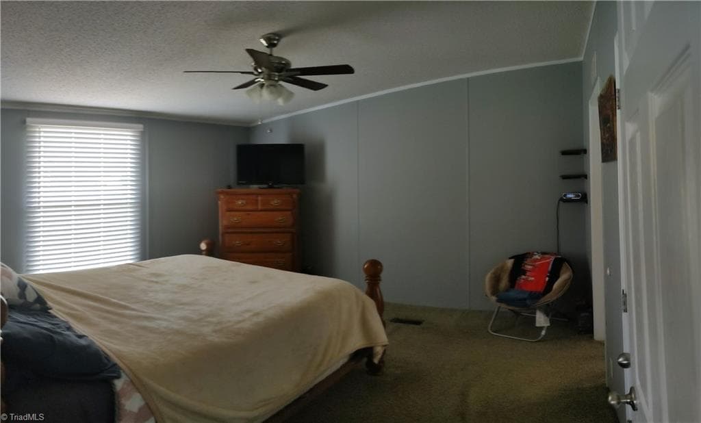 Manufactured Home at 1090 Chestnut Grove Road, King NC 27021, photo 21 of 35