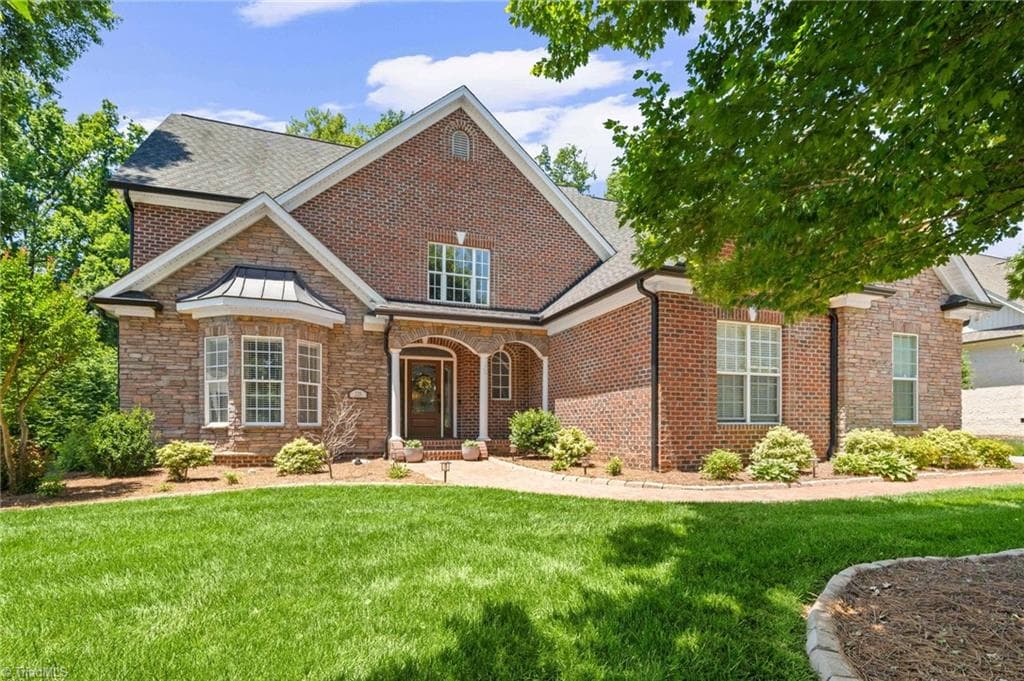 225 Heatherwood Drive, Winston-Salem NC 27107