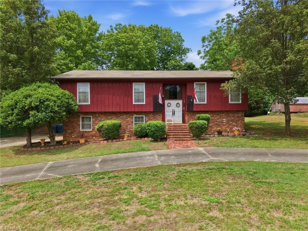 4509 Doral Drive, Greensboro NC 27406