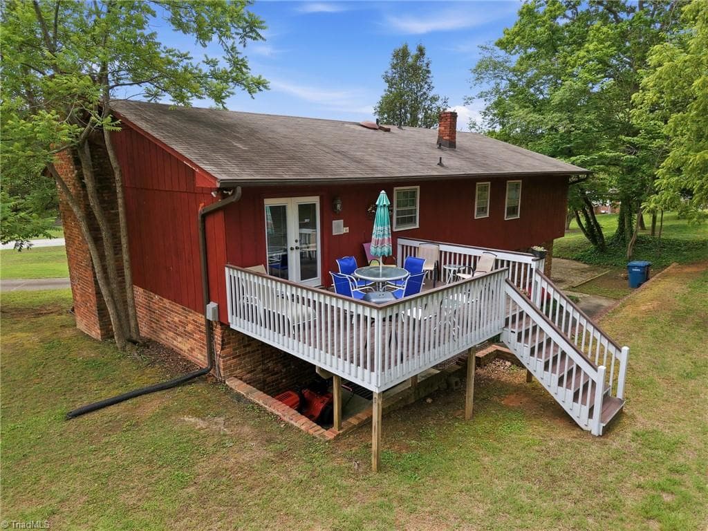 Stick/Site Built at 4509 Doral Drive, Greensboro NC 27406, photo 24 of 28