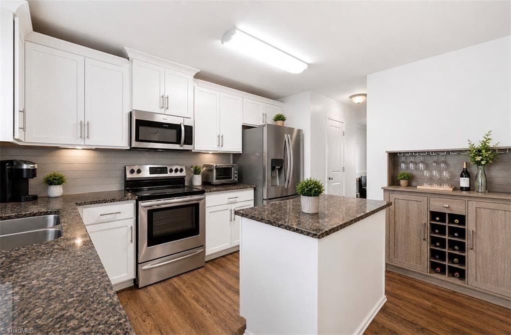 Stick/Site Built at 8502 MANSELL Court, Charlotte NC 28215, photo 11 of 34
