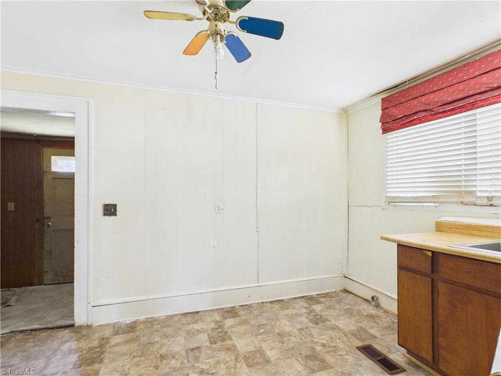 Stick/Site Built at 1004 Unity Street, Thomasville NC 27360, Thomasville, photo 6 of 16