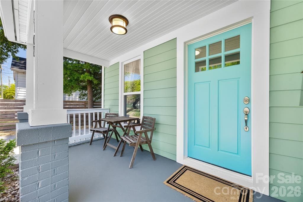 Come sit awhile! - 1108 Pegram Street, Charlotte NC 28205, Charlotte