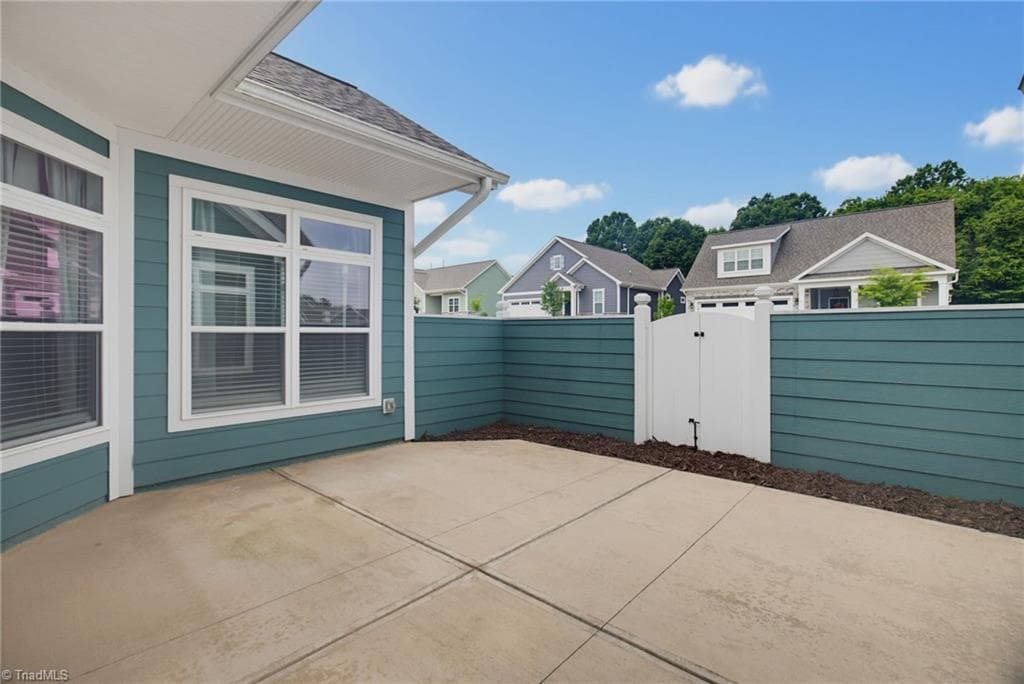 Stick/Site Built at 570 Tarrant Crossing, Kernersville NC 27284, photo 27 of 32