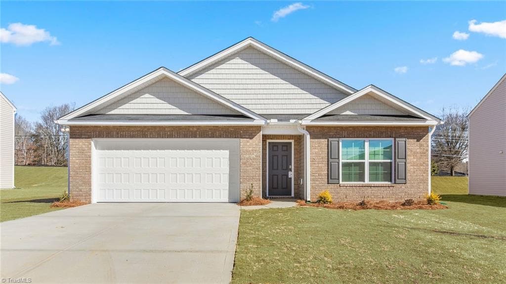 247 Covey Lane, Winston-Salem NC 27107