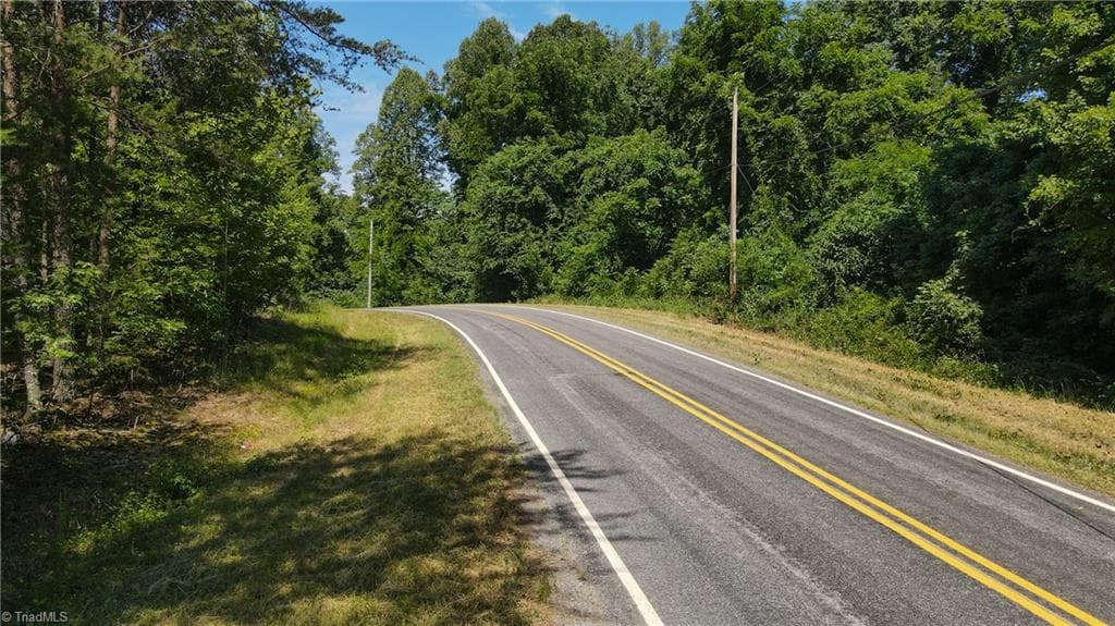 Remarks at 7767 Pearman Quarry Road, Kernersville NC 27284, photo 3 of 27