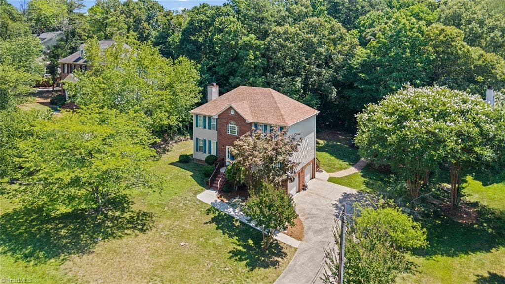 Stick/Site Built at 7626 Rolling Oak Court, Clemmons NC 27012, photo 7 of 50