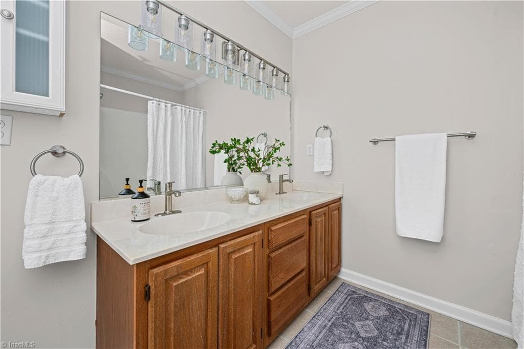 Stick/Site Built at 7626 Rolling Oak Court, Clemmons NC 27012, photo 37 of 50