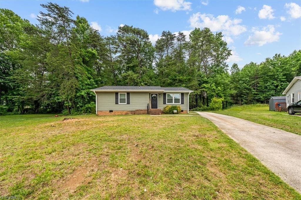 Stick/Site Built at 3855 Queen Ann Circle, Winston-Salem NC 27106, Winston-Salem, photo 19 of 19