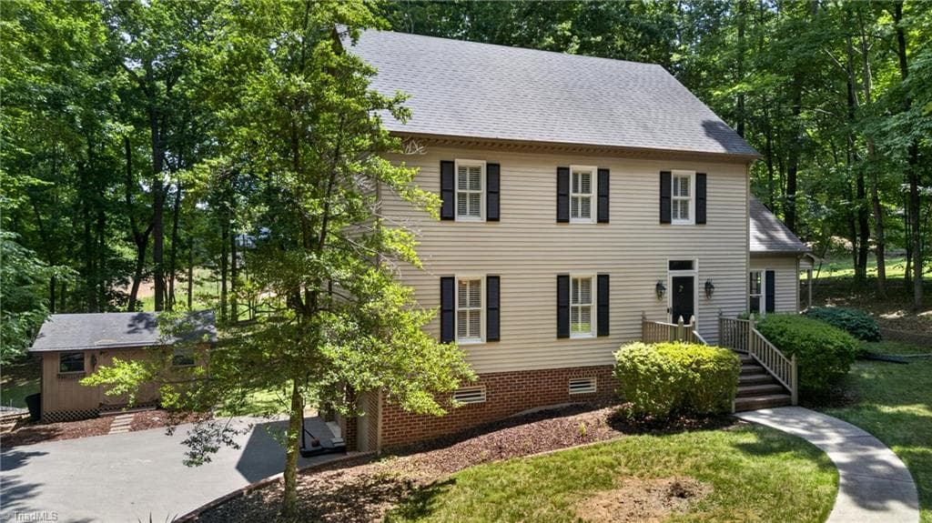 824 Cedar Creek Drive, Asheboro NC 27205