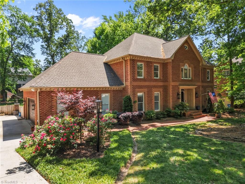 Stick/Site Built at 3903 Buncombe Drive, Greensboro NC 27407, photo 3 of 49