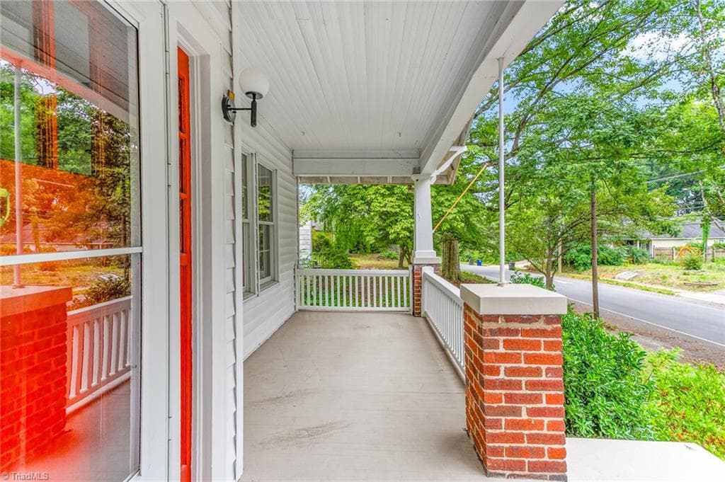 Stick/Site Built at 949 Hutton Street, Winston-Salem NC 27101, Winston-Salem, photo 6 of 38