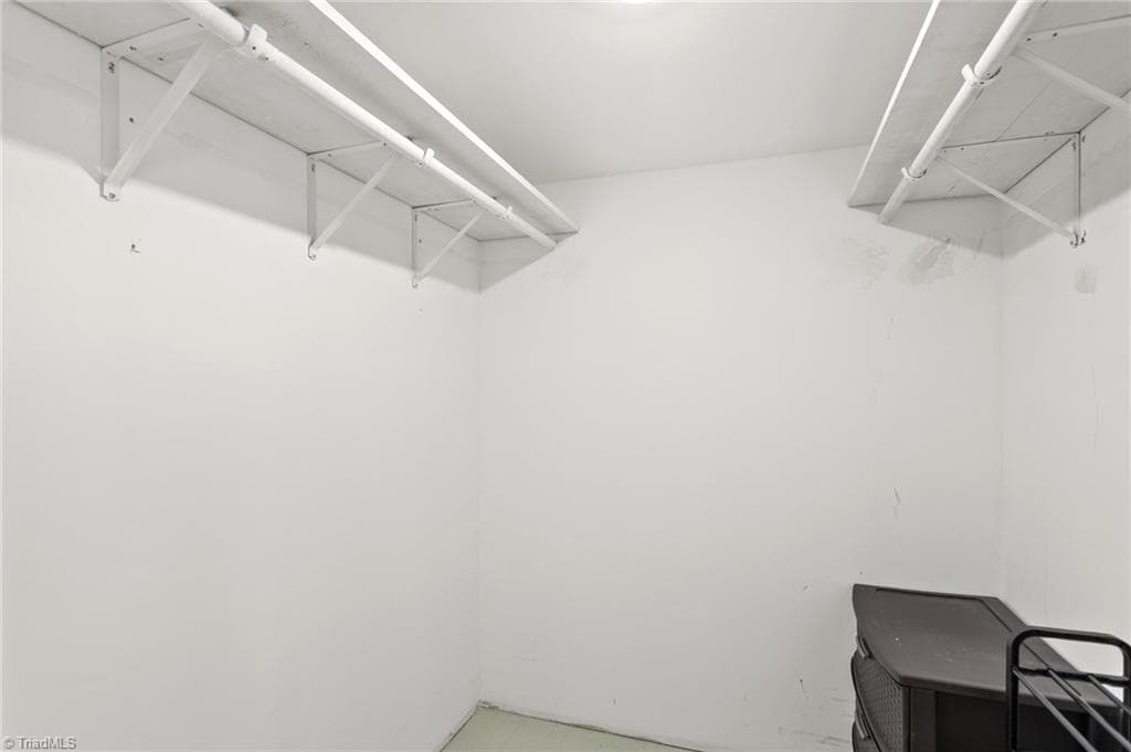 Stick/Site Built at 949 Hutton Street, Winston-Salem NC 27101, Winston-Salem, photo 33 of 38