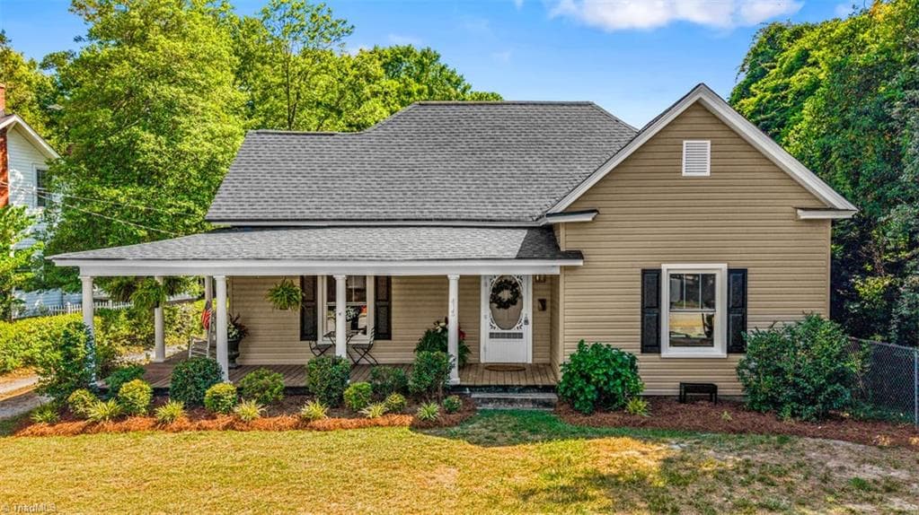 413 Mountain Street, Kernersville NC 27284
