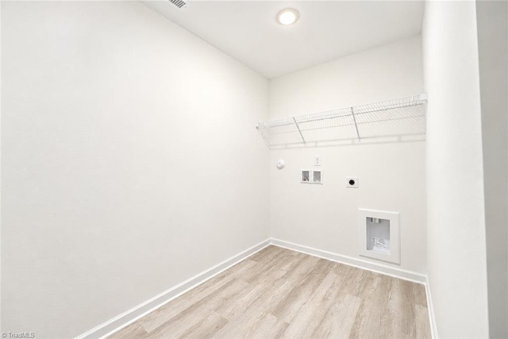 Stick/Site Built at 3608 Steeplegate Court, Burlington NC 27215, Burlington, photo 19 of 32